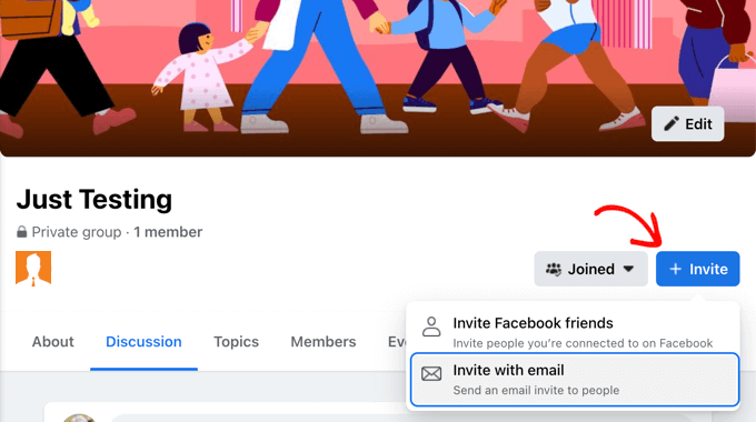Facebook 允许用户邀请朋友加入群组